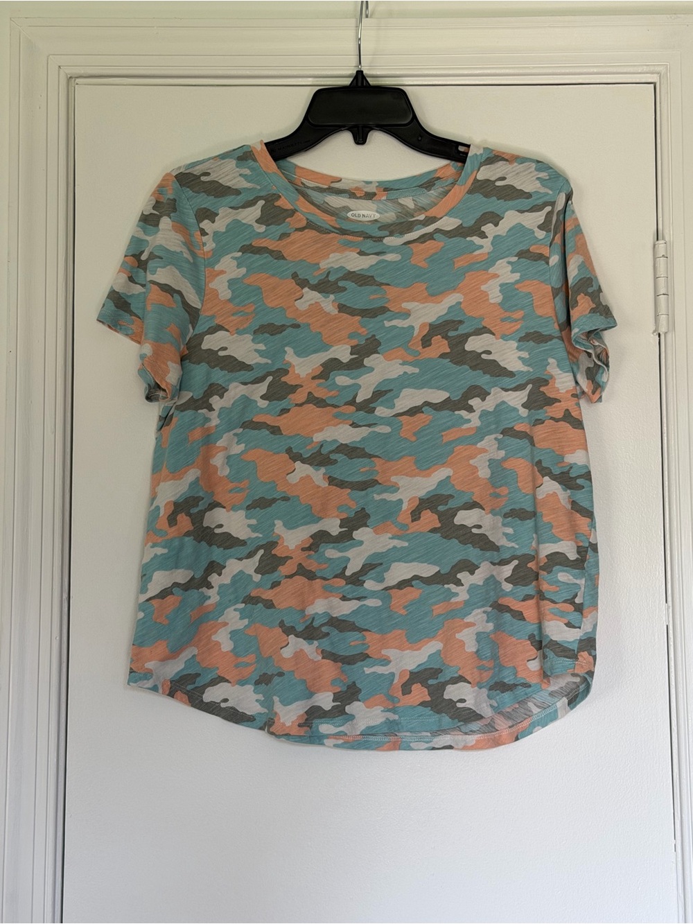 Old Navy Short Sleeve Camo Tee in Aqua, Coral, White, & Gray